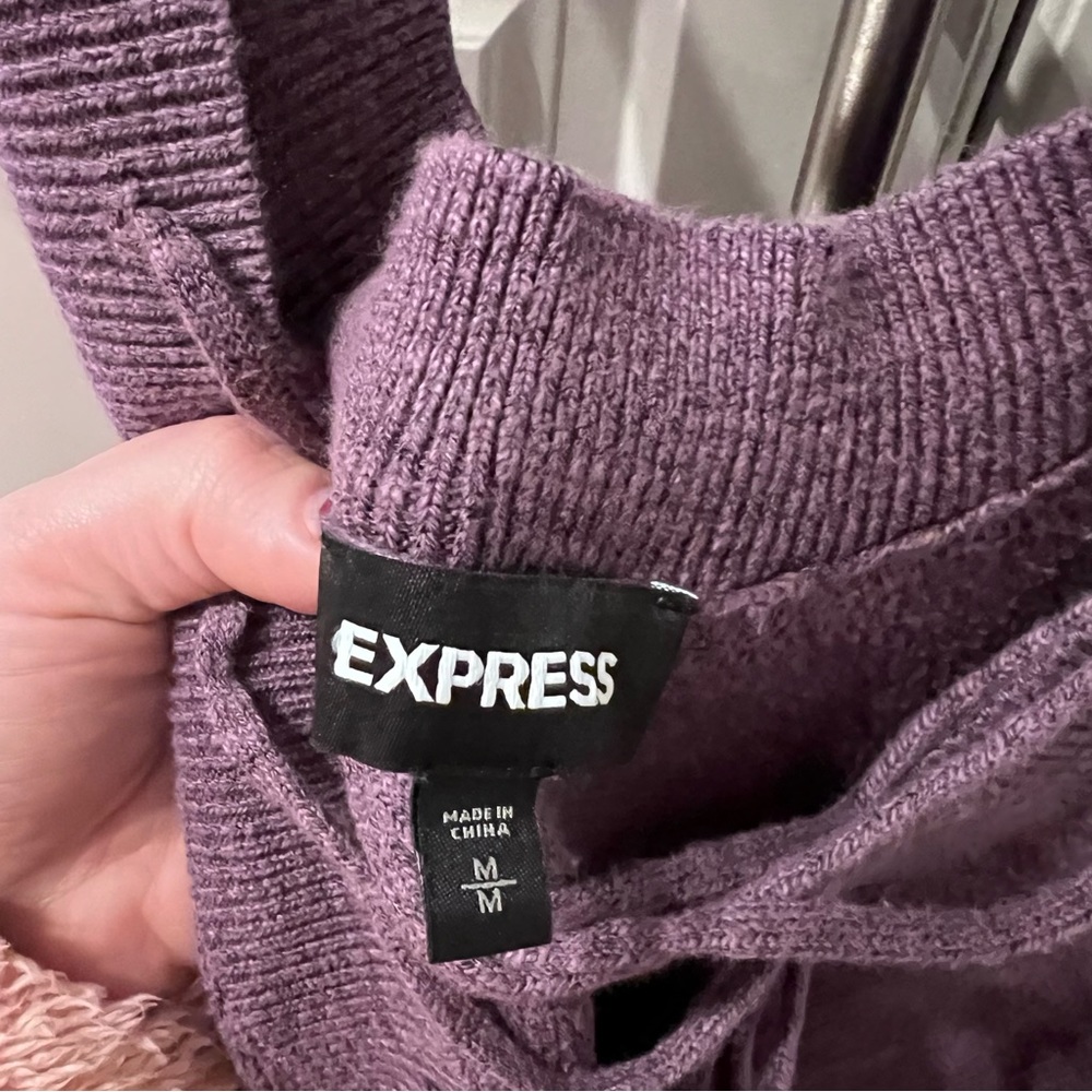 Express Reversible Cold Shoulder Sweater - Picture 3 of 5